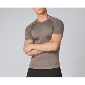 MyProtein Men’s Elite Seamless T-Shirt in Driftwood Size Small
